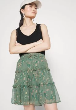 Top - Black -Fashion Verkauf 0577a8d0b7034f7e9fd41c84b4b7997c