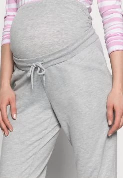 SLIM FIT JOGGERS - OVERBUMP - Jogginghose - Light Grey 11 SLIM FIT JOGGERS - OVERBUMP - Jogginghose - Light Grey -Fashion Verkauf 1598926c008d498a9b25da53bfb7bad5