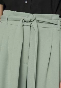 CIRCULAR PETITE - Stoffhose - Green 12 CIRCULAR PETITE - Stoffhose - Green -Fashion Verkauf 44c7a6a7c71f46d58765690007e9ac5d