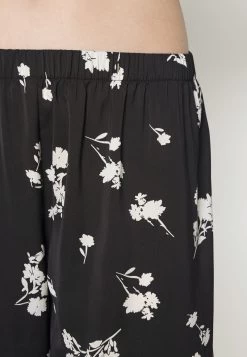 Anna Field SET - Pyjama - Black/offwhite 13 Anna Field SET - Pyjama - Black/offwhite -Fashion Verkauf 680d4776ce4e4f1ca7d216a1744c0b9a