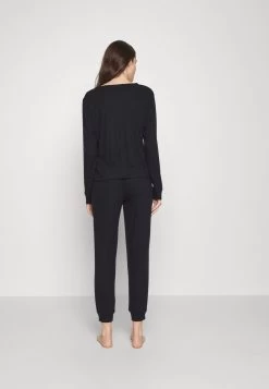 Anna Field Pyjama - Black 10 Anna Field Pyjama - Black -Fashion Verkauf 71c35230fad24abe82ec3278ccc6f57b