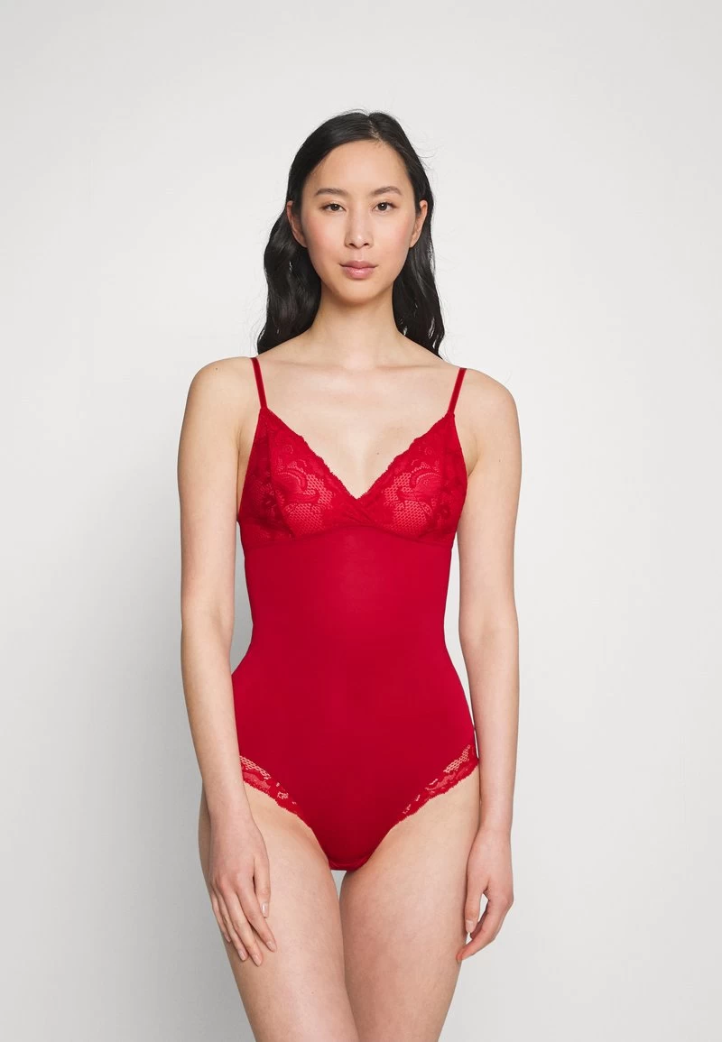 Anna Field Body - Red 3 Anna Field Body - Red