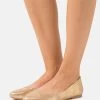 Anna Field LEATHER - Klassischer Ballerina - Gold 2 Anna Field LEATHER - Klassischer Ballerina - Gold -Fashion Verkauf a95e7b78717b4874bf435f37f4fe058b